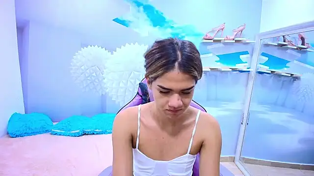 DEMI LEED online show from February 19, 2026, 12:01 pm