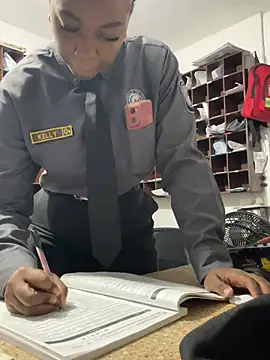 CiaraEbony online show from April 17, 2026, 11:13 am