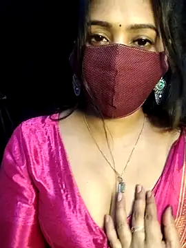Snapshot of Monalisha_G chatting on June 11, 2026, 8:18 pm Monalisha G online show from June 11, 2026, 8:18 pm