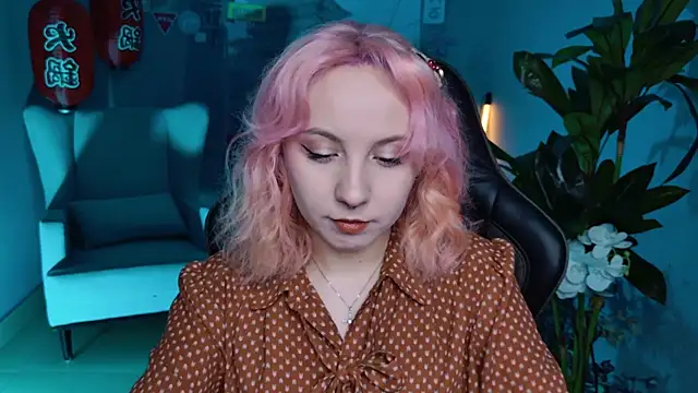 JasmineMilko online show from January 16, 2025, 5:11 am