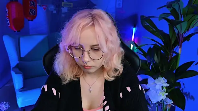 JasmineMilko online show from January 21, 2025, 11:13 am