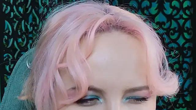 JasmineMilko online show from January 24, 2025, 7:18 pm