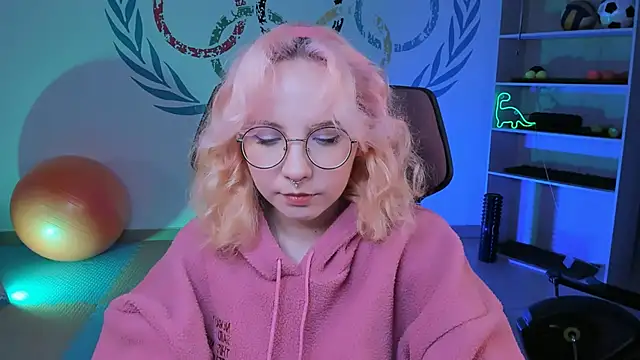 JasmineMilko online show from February 7, 2025, 5:10 am