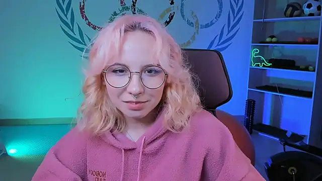 JasmineMilko online show from February 7, 2025, 11:12 am