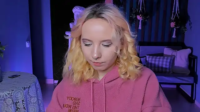 JasmineMilko online show from March 23, 2025, 8:37 am