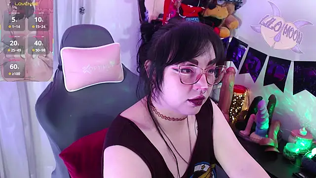 LiloMoon69 online show from October 22, 2025, 1:55 pm