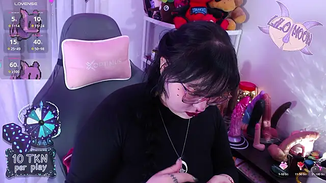 LiloMoon69 online show from January 17, 2026, 12:10 pm