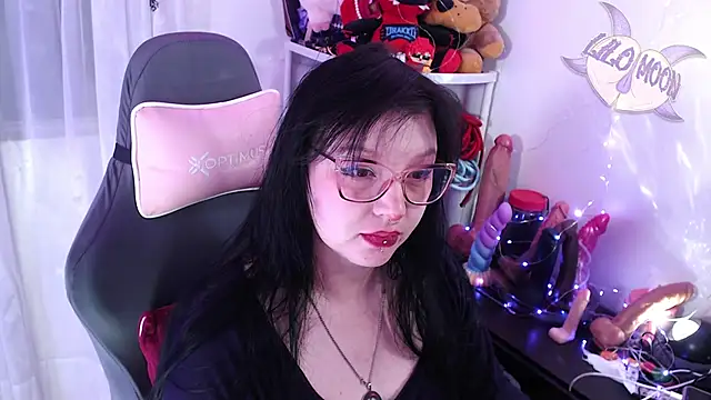 LiloMoon69 online show from February 24, 2026, 3:15 am