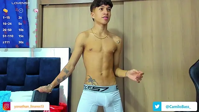  CamiloBass online show from March 16, 2025, 10:42 pm