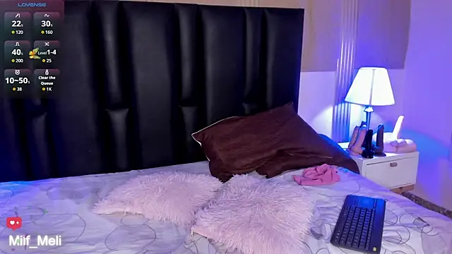 Milf meli online show from November 7, 2025, 7:25 pm