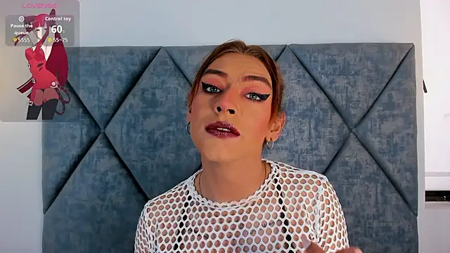 Maiskeen Zamara online show from March 19, 2026, 1:04 pm