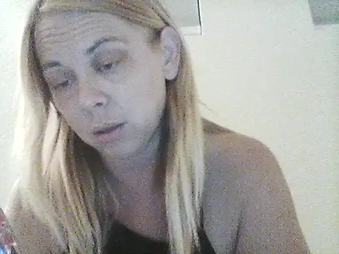 burrkitty online show from December 15, 2025, 6:28 am