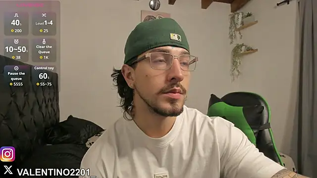 Valentino Xander online show from October 13, 2025, 1:05 am