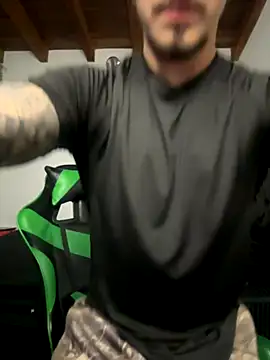 Valentino Xander online show from November 12, 2025, 12:11 am