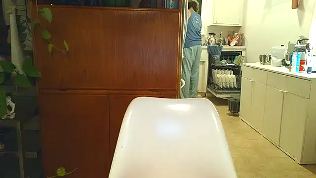 costanza7070 online show from September 18, 2025, 7:21 am