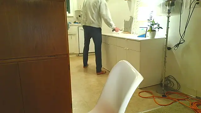 costanza7070 online show from November 14, 2025, 4:22 am