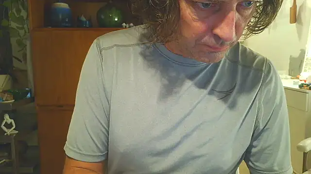 costanza7070 online show from December 4, 2025, 4:55 am