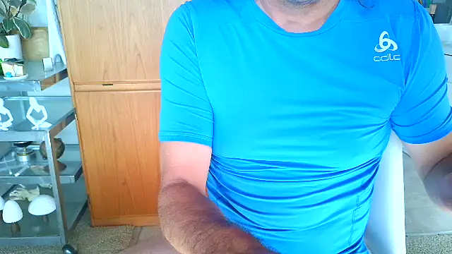 Snapshot of costanza7070 chatting on April 21, 2026, 10:56 pm costanza7070 online show from April 21, 2026, 10:56 pm
