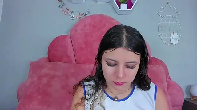Snapshot of EngelStone chatting on December 30, 2024, 7:32 pm EngelStone online show from December 30, 2024, 7:32 pm