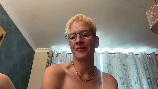 JennyHazel1 online show from July 20, 2026, 12:18 pm