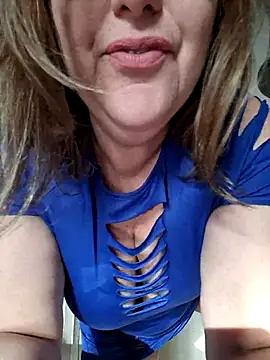 Snapshot of Mara-24 chatting on March 6, 2025, 3:24 pm Mara-24 online show from March 6, 2025, 3:24 pm