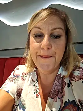Snapshot of Mara-24 chatting on September 25, 2025, 7:06 pm Mara-24 online show from September 25, 2025, 7:06 pm