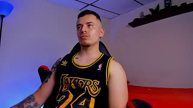 james connor2 online show from September 17, 2025, 7:15 pm