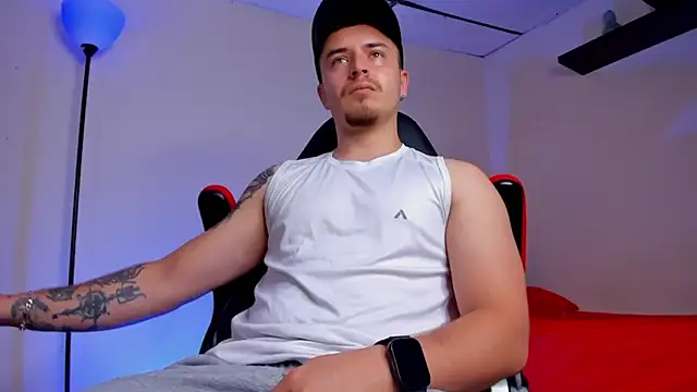 james connor2 online show from October 4, 2025, 7:45 pm