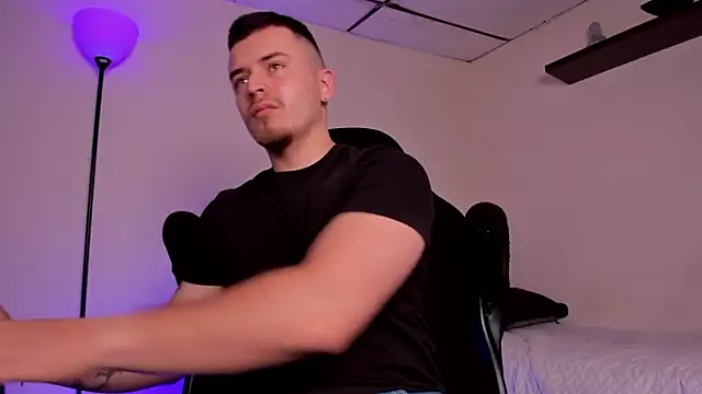 james connor2 online show from November 15, 2025, 7:10 pm