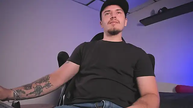 Snapshot of james_connor2 chatting on May 30, 2026, 6:49 pm james connor2 online show from May 30, 2026, 6:49 pm
