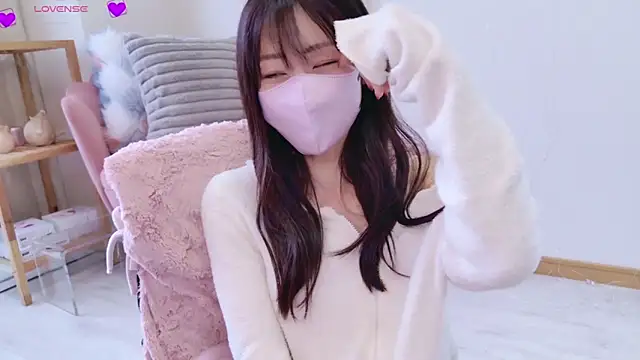 meg 0901 online show from March 6, 2025, 1:58 am