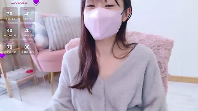 meg 0901 online show from March 13, 2025, 6:05 am