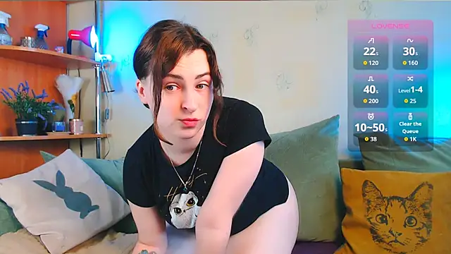 Caroline1995 online show from September 26, 2025, 7:01 am