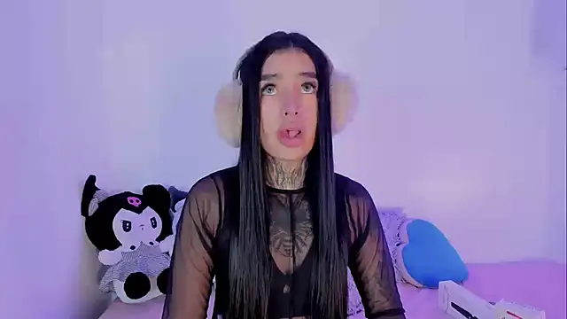 shadowcatt  online show from February 6, 2025, 7:18 pm