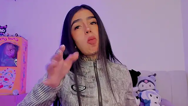 shadowcatt  online show from October 18, 2025, 5:14 pm