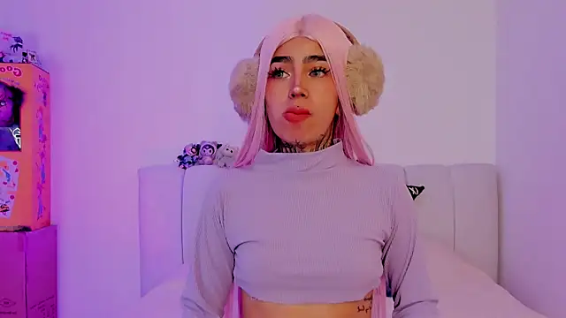 shadowcatt  online show from November 21, 2025, 8:07 pm