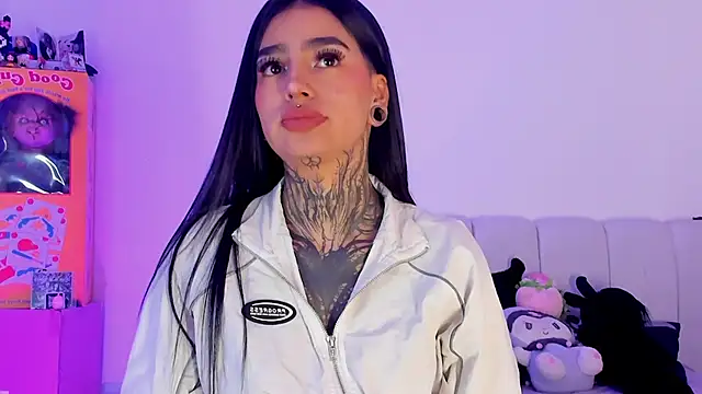 shadowcatt  online show from February 10, 2026, 6:01 pm