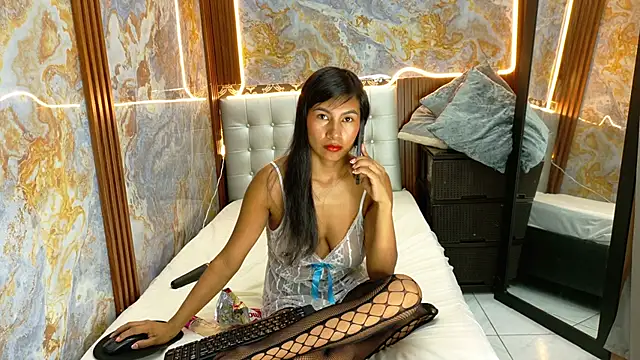 Snapshot of _Jessi29_ chatting on October 6, 2025, 9:01 pm  Jessi29  online show from October 6, 2025, 9:01 pm