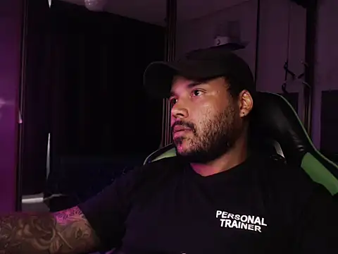 Ale Mineiro online show from March 6, 2026, 11:06 am