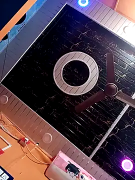 miyaababy online show from December 21, 2025, 6:15 pm