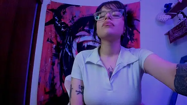Lucyfx666 online show from June 9, 2026, 5:52 am