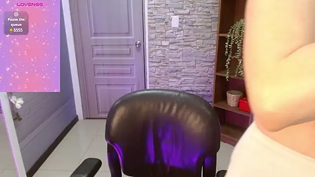 Manuela bela online show from February 7, 2025, 11:23 am