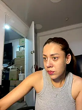 AnnbellaRosse online show from September 27, 2025, 2:33 pm