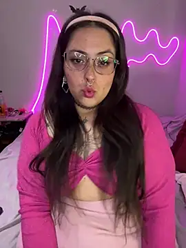 Mizztikaa online show from December 9, 2024, 2:02 am