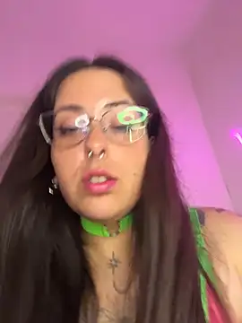 Mizztikaa online show from February 16, 2026, 4:58 pm