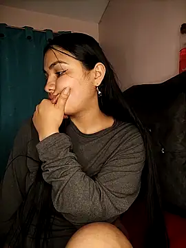 Nahiara velez online show from February 26, 2025, 11:26 pm