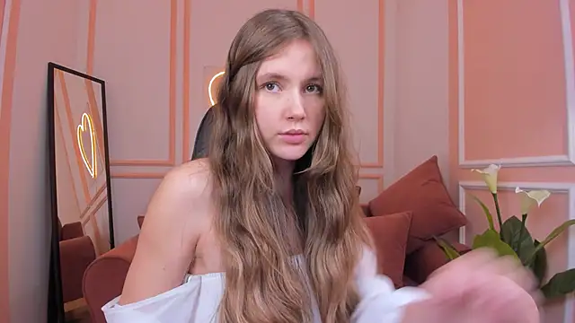 MaryannSoftt online show from December 29, 2024, 6:27 pm