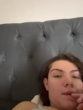 Snapshot of eva_y_marcelo chatting on April 28, 2026, 11:26 am eva y marcelo online show from April 28, 2026, 11:26 am