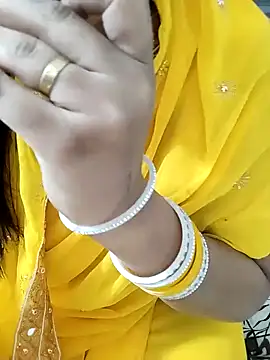 Snapshot of Diya_Chopra chatting on December 5, 2024, 5:15 am Diya Chopra online show from December 5, 2024, 5:15 am