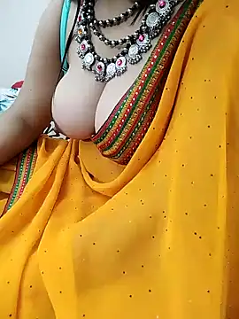 Snapshot of Diya_Chopra chatting on December 25, 2024, 7:14 am Diya Chopra online show from December 25, 2024, 7:14 am